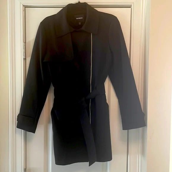 Express Black Jacket - Picture 4 of 7